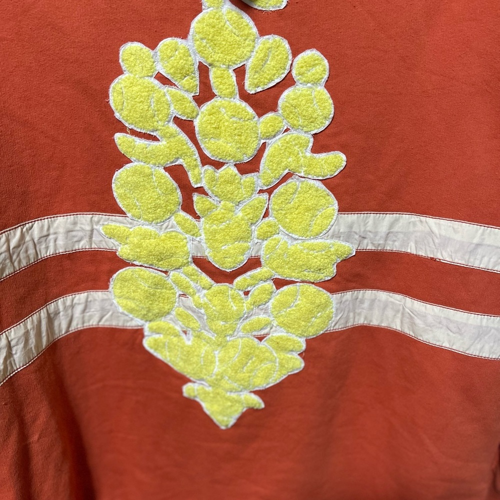 NWT- Free People At My Best Chenille Logo
Hoodie Size - Small - Picture 4 of 9